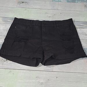 Black KanCan Jean Shorts sz 13/30